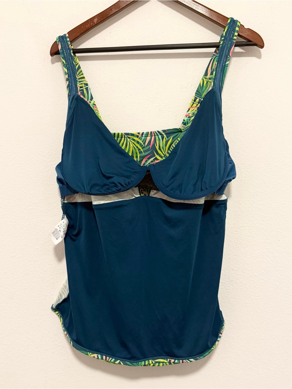 Lands' End Plus Size V-Neck Wrap Underwire Tankini Swimsuit Top Adjustable 16D - Picture 5 of 8